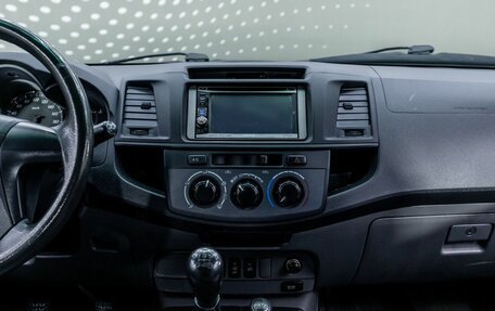 Toyota Hilux VII, 2012 год, 1 605 000 рублей, 16 фотография