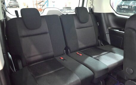 Nissan Serena IV, 2018 год, 2 250 000 рублей, 17 фотография