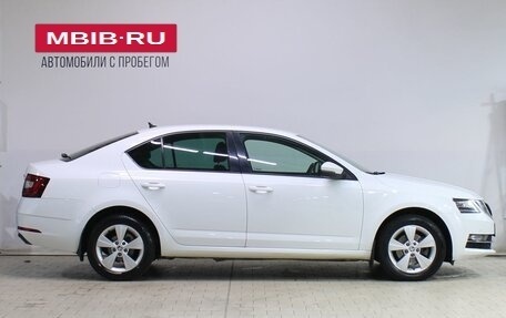 Skoda Octavia, 2019 год, 1 899 000 рублей, 8 фотография