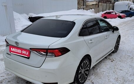 Toyota Corolla, 2021 год, 2 000 000 рублей, 3 фотография