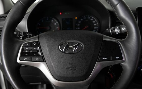 Hyundai Solaris II рестайлинг, 2021 год, 1 645 000 рублей, 11 фотография