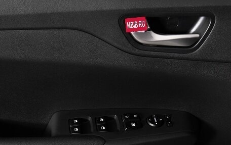 Hyundai Solaris II рестайлинг, 2021 год, 1 645 000 рублей, 17 фотография