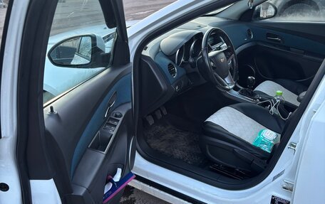 Chevrolet Cruze II, 2012 год, 875 000 рублей, 3 фотография