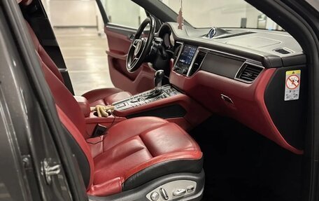 Porsche Macan I рестайлинг, 2017 год, 4 130 000 рублей, 14 фотография