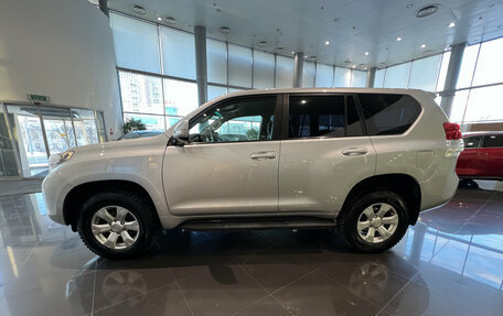 Toyota Land Cruiser Prado 150 рестайлинг 2, 2011 год, 2 590 000 рублей, 8 фотография