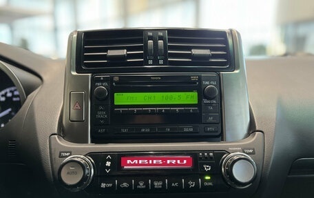 Toyota Land Cruiser Prado 150 рестайлинг 2, 2011 год, 2 590 000 рублей, 15 фотография