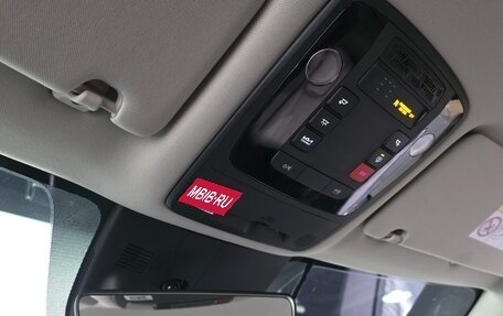 KIA Carnival, 2023 год, 17 фотография