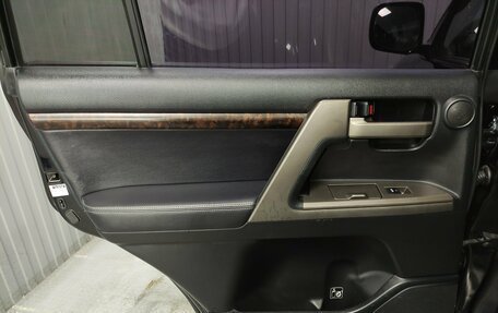 Toyota Land Cruiser 200, 2011 год, 2 980 000 рублей, 15 фотография