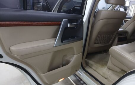 Toyota Land Cruiser 200, 2013 год, 3 100 000 рублей, 5 фотография