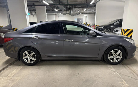 Hyundai Sonata VI, 2012 год, 900 000 рублей, 4 фотография