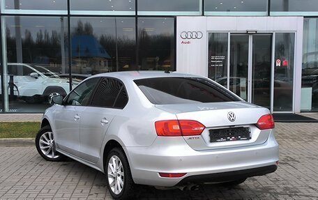 Volkswagen Jetta VI, 2012 год, 870 000 рублей, 6 фотография