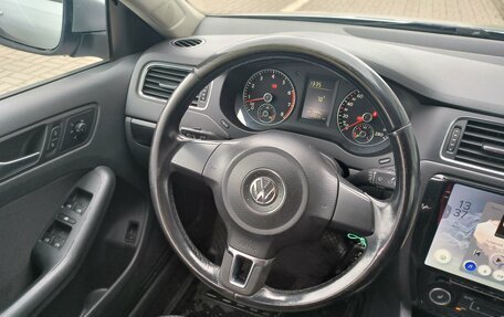 Volkswagen Jetta VI, 2012 год, 870 000 рублей, 20 фотография