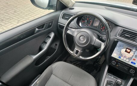 Volkswagen Jetta VI, 2012 год, 870 000 рублей, 18 фотография