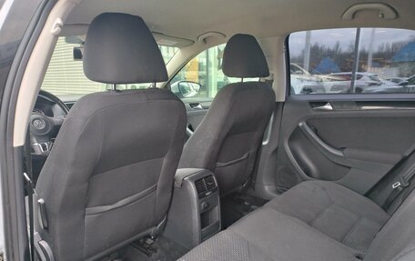 Volkswagen Jetta VI, 2012 год, 870 000 рублей, 25 фотография