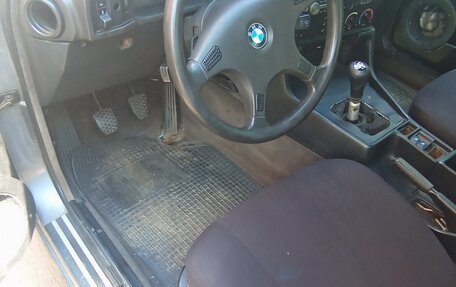 BMW 5 серия, 1992 год, 250 000 рублей, 2 фотография