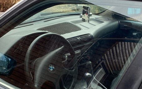BMW 5 серия, 1992 год, 250 000 рублей, 12 фотография