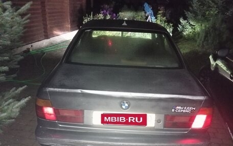 BMW 5 серия, 1992 год, 250 000 рублей, 11 фотография