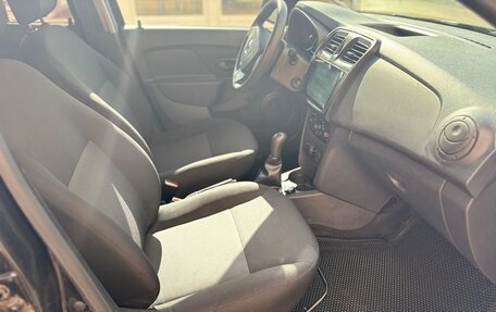 Renault Logan II, 2015 год, 690 000 рублей, 13 фотография