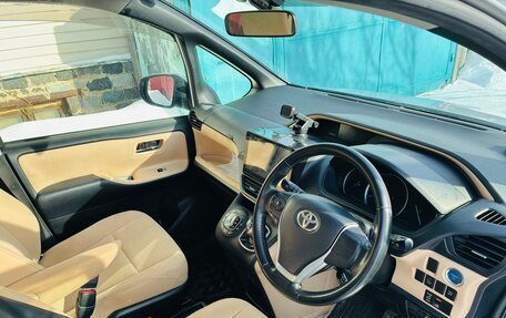 Toyota Noah III, 2014 год, 2 000 000 рублей, 7 фотография