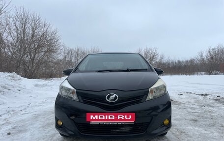 Toyota Vitz, 2011 год, 750 000 рублей, 2 фотография