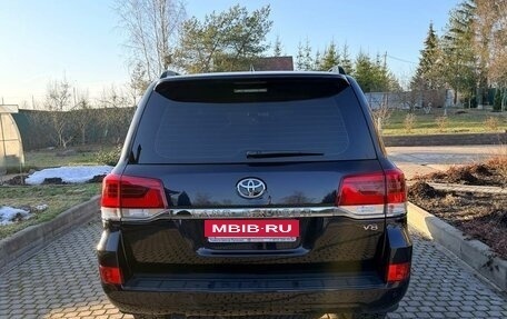 Toyota Land Cruiser 200, 2020 год, 9 450 000 рублей, 9 фотография