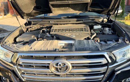 Toyota Land Cruiser 200, 2020 год, 9 450 000 рублей, 26 фотография