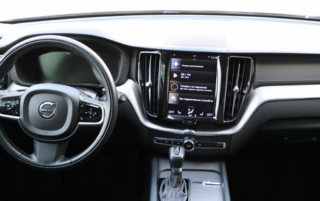 Volvo XC60 II, 2019 год, 3 950 000 рублей, 11 фотография