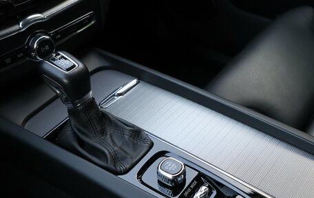 Volvo XC60 II, 2019 год, 3 950 000 рублей, 14 фотография