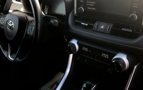 Toyota RAV4, 2020 год, 4 174 000 рублей, 10 фотография