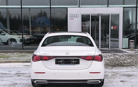 Mercedes-Benz E-Класс, 2024 год, 7 790 000 рублей, 6 фотография