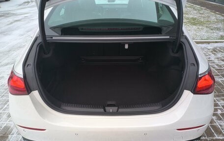 Mercedes-Benz E-Класс, 2024 год, 7 790 000 рублей, 14 фотография