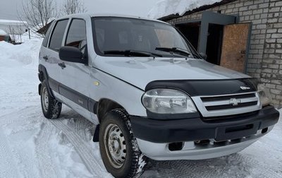 Chevrolet Niva I рестайлинг, 2004 год, 265 000 рублей, 1 фотография