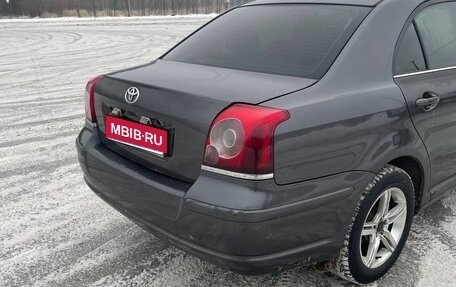 Toyota Avensis III рестайлинг, 2006 год, 380 000 рублей, 1 фотография