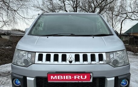 Mitsubishi Delica D:5 I, 2007 год, 1 100 000 рублей, 1 фотография