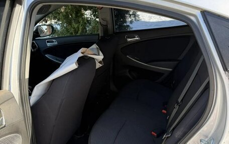 Hyundai Solaris II рестайлинг, 2015 год, 1 210 000 рублей, 5 фотография