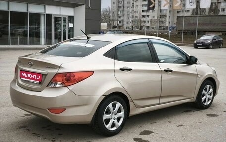 Hyundai Solaris II рестайлинг, 2013 год, 849 000 рублей, 1 фотография