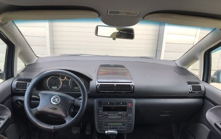 Volkswagen Sharan I рестайлинг, 2002 год, 440 000 рублей, 9 фотография