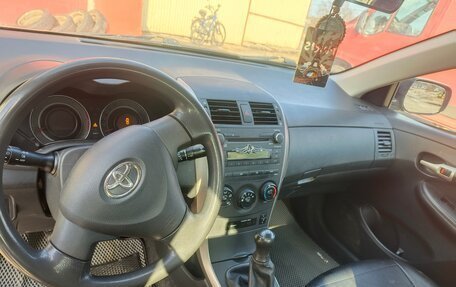 Toyota Corolla, 2007 год, 700 000 рублей, 7 фотография
