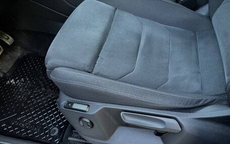 Volkswagen Tiguan II, 2018 год, 2 050 000 рублей, 14 фотография