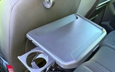 Volkswagen Tiguan II, 2018 год, 2 050 000 рублей, 17 фотография