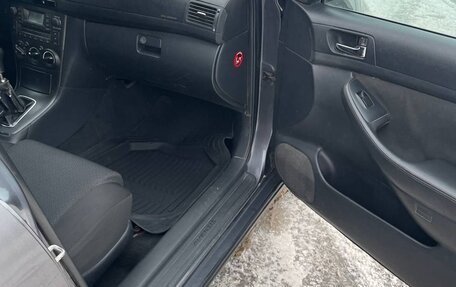 Toyota Avensis III рестайлинг, 2006 год, 380 000 рублей, 18 фотография