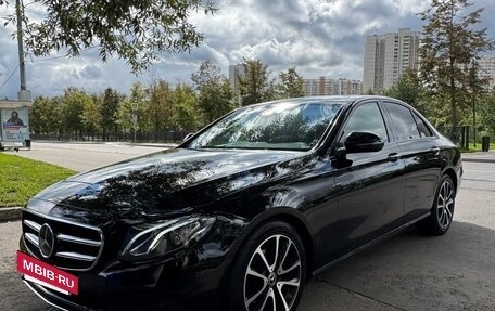 Mercedes-Benz E-Класс, 2019 год, 2 357 000 рублей, 3 фотография