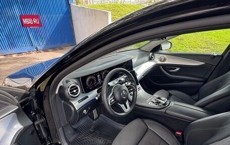 Mercedes-Benz E-Класс, 2019 год, 2 357 000 рублей, 6 фотография