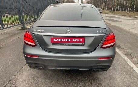 Mercedes-Benz E-Класс AMG, 2017 год, 3 900 000 рублей, 22 фотография