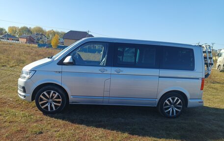 Volkswagen Multivan T6 рестайлинг, 2018 год, 4 100 000 рублей, 4 фотография