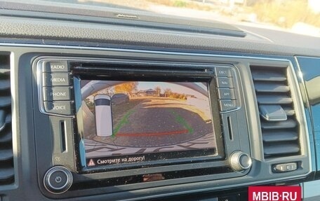 Volkswagen Multivan T6 рестайлинг, 2018 год, 4 100 000 рублей, 17 фотография