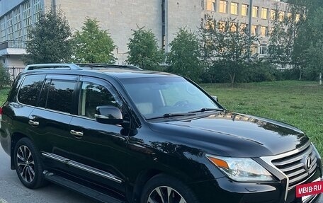 Lexus LX III, 2014 год, 3 999 999 рублей, 15 фотография