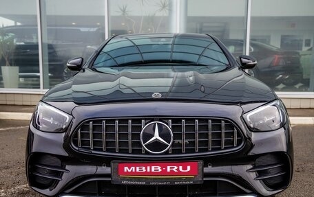 Mercedes-Benz E-Класс, 2022 год, 5 198 000 рублей, 2 фотография