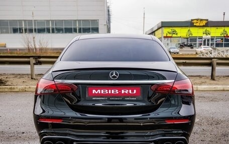 Mercedes-Benz E-Класс, 2022 год, 5 198 000 рублей, 6 фотография