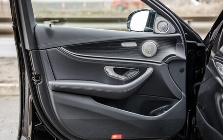 Mercedes-Benz E-Класс, 2022 год, 5 198 000 рублей, 15 фотография